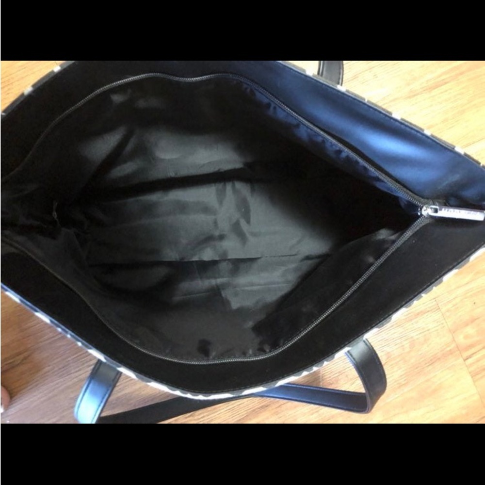 Modella Purse - Picture 4 of 6